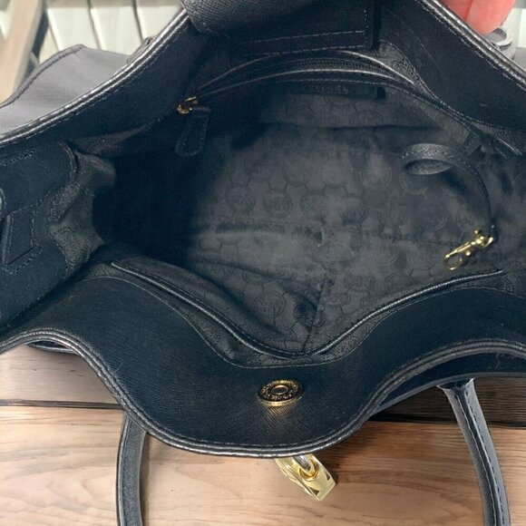Michael Kors Medium Hamilton East West Satchel Black Saffiano Leather Gold HW - Picture 4 of 13